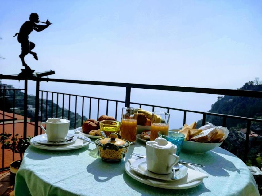 Domus Gaia Acomodação com café da manhã Amalfi Exterior foto